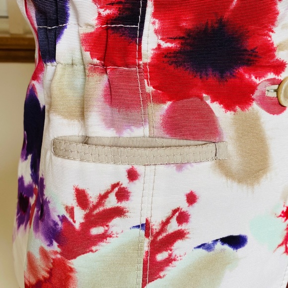 Elie Tahari Skirt Suit size 0 - Picture 2 of 3